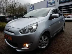 Grijs Gebruikt 2015 Mitsubishi Space Star Hatchback | € 4.999 (Iets duurder)