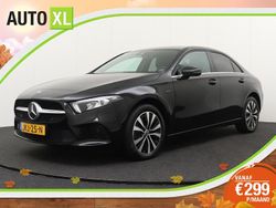 Zwart Gebruikt 2020 Mercedes A250 Advantage Sedan | € 24.940 (Eerlijke prijs)