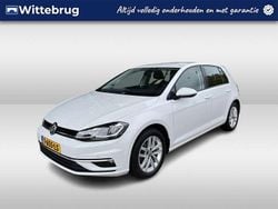 Wit Gebruikt 2019 VW Golf VII Highline Hatchback | € 17.750 (Eerlijke prijs)
