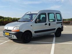 Zilver Gebruikt 2001 Renault Kangoo MPV | € 1.500 (Goede deal)