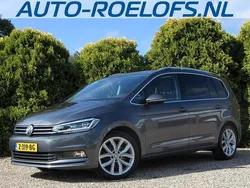 Grijs Gebruikt 2019 VW Touran Highline MPV | € 23.890 (Eerlijke prijs)