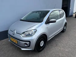 Grijs, metallic lak Gebruikt 2012 VW up! high up! Hatchback | € 4.950 (Eerlijke prijs)