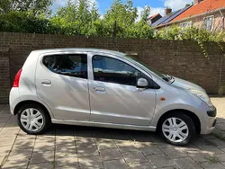 Zilver Gebruikt 2009 Nissan Pixo Acenta Hatchback | € 1.800 (Goede deal)