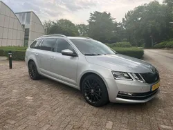 Zilver Gebruikt 2019 Skoda Octavia Style Stationwagen | € 19.000 (Iets duurder)