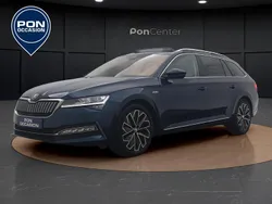 Blauw Gebruikt 2021 Skoda Superb Stationwagen | € 27.950 (Eerlijke prijs)
