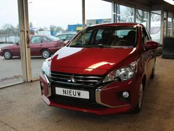 Rood Gebruikt 2022 Mitsubishi Space Star Select Hatchback | € 16.950 (Duur)