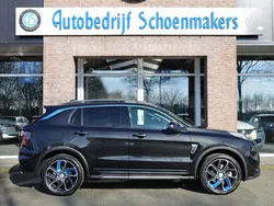 Zwart Gebruikt 2022 Lynk & Co 01 SUV | € 26.885 (Eerlijke prijs)