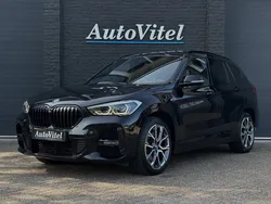 Zwart Gebruikt 2022 BMW X1 M Sport SUV | € 34.745 (Eerlijke prijs)