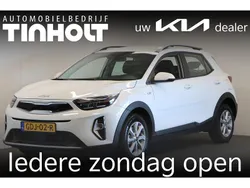 Wit Gebruikt 2024 Kia Stonic SUV | € 23.450 (Iets duurder)