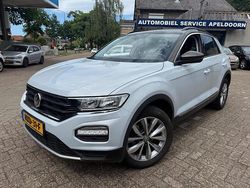 Wit Gebruikt 2019 VW T-Roc Style SUV | € 18.750 (Eerlijke prijs)