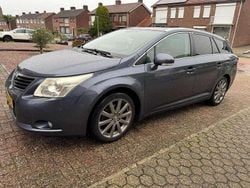 Blauw Gebruikt 2009 Toyota Avensis Stationwagen | € 6.500 (Goede deal)