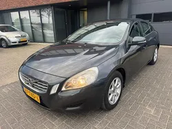 Grijs Gebruikt 2012 Volvo S60 Kinetic Sedan | € 7.495 (Eerlijke prijs)