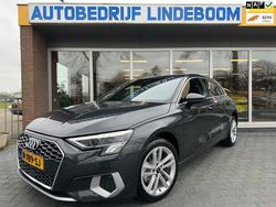 Grijs Gebruikt 2022 Audi A3 Advanced Hatchback | € 24.950 (Eerlijke prijs)