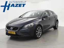 Blauw, metallic lak Gebruikt 2014 Volvo V40 Summum Stationwagen | € 8.900 (Iets duurder)