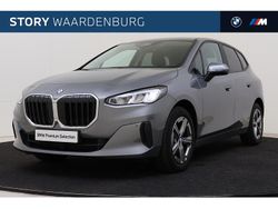 Grijs Gebruikt 2023 BMW 216 Comfort Edition Stationwagen | € 29.950