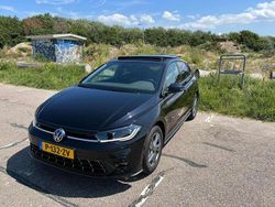 Zwart Gebruikt 2022 VW Polo R-line Hatchback | € 16.500 (Goede deal)