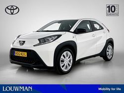 Wit Gebruikt 2025 Toyota Aygo X Play SUV | € 19.950