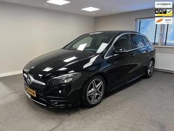 Zwart Gebruikt 2020 Mercedes B180 Business MPV | € 21.745 (Eerlijke prijs)