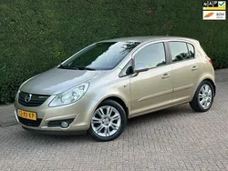 Beige Gebruikt 2007 Opel Corsa Cosmo Hatchback | € 3.250 (Iets duurder)