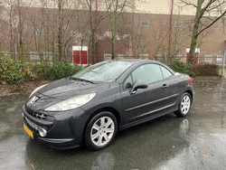 Zwart, metallic lak Gebruikt 2008 Peugeot 207 CC Cabriolet | € 2.999 (Eerlijke prijs)