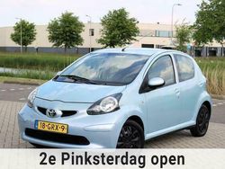 Blauw Gebruikt 2007 Toyota Aygo Comfort Hatchback | € 2.499 (Eerlijke prijs)