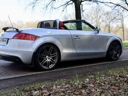 Grijs Gebruikt 2011 Audi TT Roadster Cabriolet | € 12.950 (Eerlijke prijs)