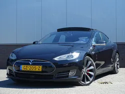 Zwart Gebruikt 2015 Tesla Model S Performance Sedan | € 26.499