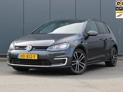 Zwart Gebruikt 2015 VW Golf VII GTE Hatchback | € 14.950 (Iets duurder)