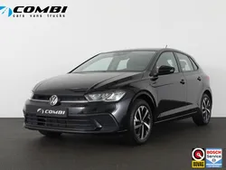 Zwart Gebruikt 2024 VW Polo Life Hatchback | € 25.545 (Eerlijke prijs)