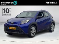 Blauw Gebruikt 2024 Toyota Aygo Play Hatchback | € 18.250 (Eerlijke prijs)