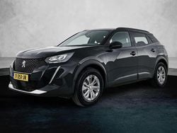 Zwart Gebruikt 2023 Peugeot e-2008 Style SUV | € 22.128 (Eerlijke prijs)