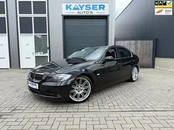 Zwart Gebruikt 2005 BMW 330 Basis Sedan | € 7.750 (Eerlijke prijs)