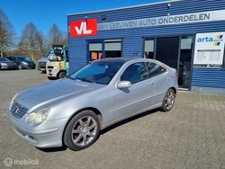 Grijs Gebruikt 2003 Mercedes C230 Coupé | € 1.000