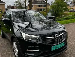Zwart Gebruikt 2018 Opel Grandland X Innovation SUV | € 15.000 (Eerlijke prijs)