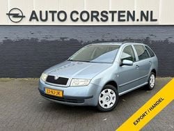 Grijs (metallic) Gebruikt 2003 Skoda Fabia Stationwagen | € 735 (Goede deal)