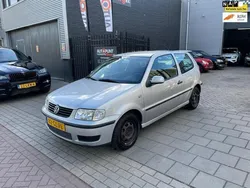 Grijs Gebruikt 2001 VW Polo Hatchback | € 1.999 (Eerlijke prijs)