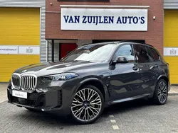 Grijs, metallic lak Gebruikt 2025 BMW X5 M Sport SUV | € 112.950 (Iets duurder)