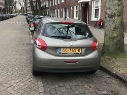 Grijs Gebruikt 2014 Peugeot 208 Allure Hatchback | € 4.500 (Goede deal)