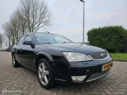 Zwart Gebruikt 2007 Ford Mondeo Platinum Hatchback | € 1.999 (Eerlijke prijs)