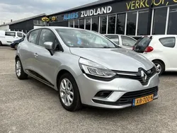 Grijs Gebruikt 2018 Renault Clio IV Intens Hatchback | € 11.435 (Eerlijke prijs)