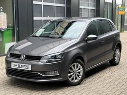 Grijs Gebruikt 2015 VW Polo LOUNGE Hatchback | € 9.990 (Eerlijke prijs)