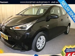 Zwart Gebruikt 2022 Toyota Aygo Hatchback | € 9.999 (Super prijs)