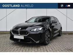 Zwart Gebruikt 2025 BMW M135 Executive Hatchback | € 64.950 (Eerlijke prijs)