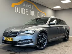 Grijs, metallic lak Gebruikt 2021 Skoda Superb Style Stationwagen | € 29.950 (Eerlijke prijs)