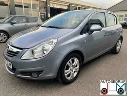 Grijs Gebruikt 2011 Opel Corsa Edition Hatchback | € 4.950 (Eerlijke prijs)
