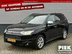 Zwart, metallic lak Gebruikt 2013 Mitsubishi Outlander P-HEV Instyle SUV | € 10.999 (Eerlijke prijs)