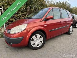 Rood Gebruikt 2006 Renault Scénic II Dynamique MPV | € 1.500 (Goede deal)