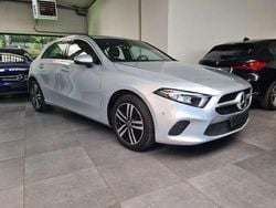 Zilver Gebruikt 2022 Mercedes A250 Progressive Sedan | € 26.400