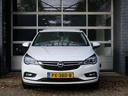 Wit Gebruikt 2017 Opel Astra Business Stationwagen | € 7.450 (Eerlijke prijs)
