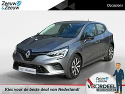 Grijs Gebruikt 2022 Renault Clio V Equilibre Hatchback | € 15.935 (Goede deal)